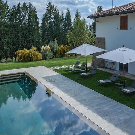 Restful Holiday Home In Reggello With Swimming Pool Екстер'єр фото