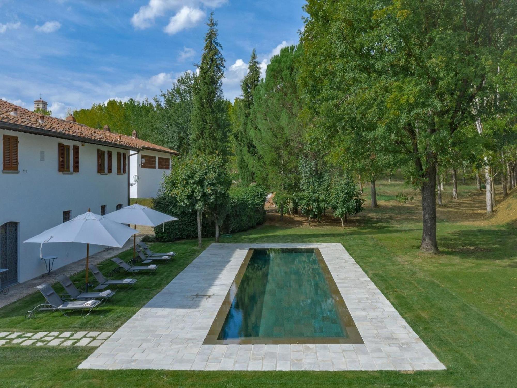 Restful Holiday Home In Reggello With Swimming Pool Екстер'єр фото