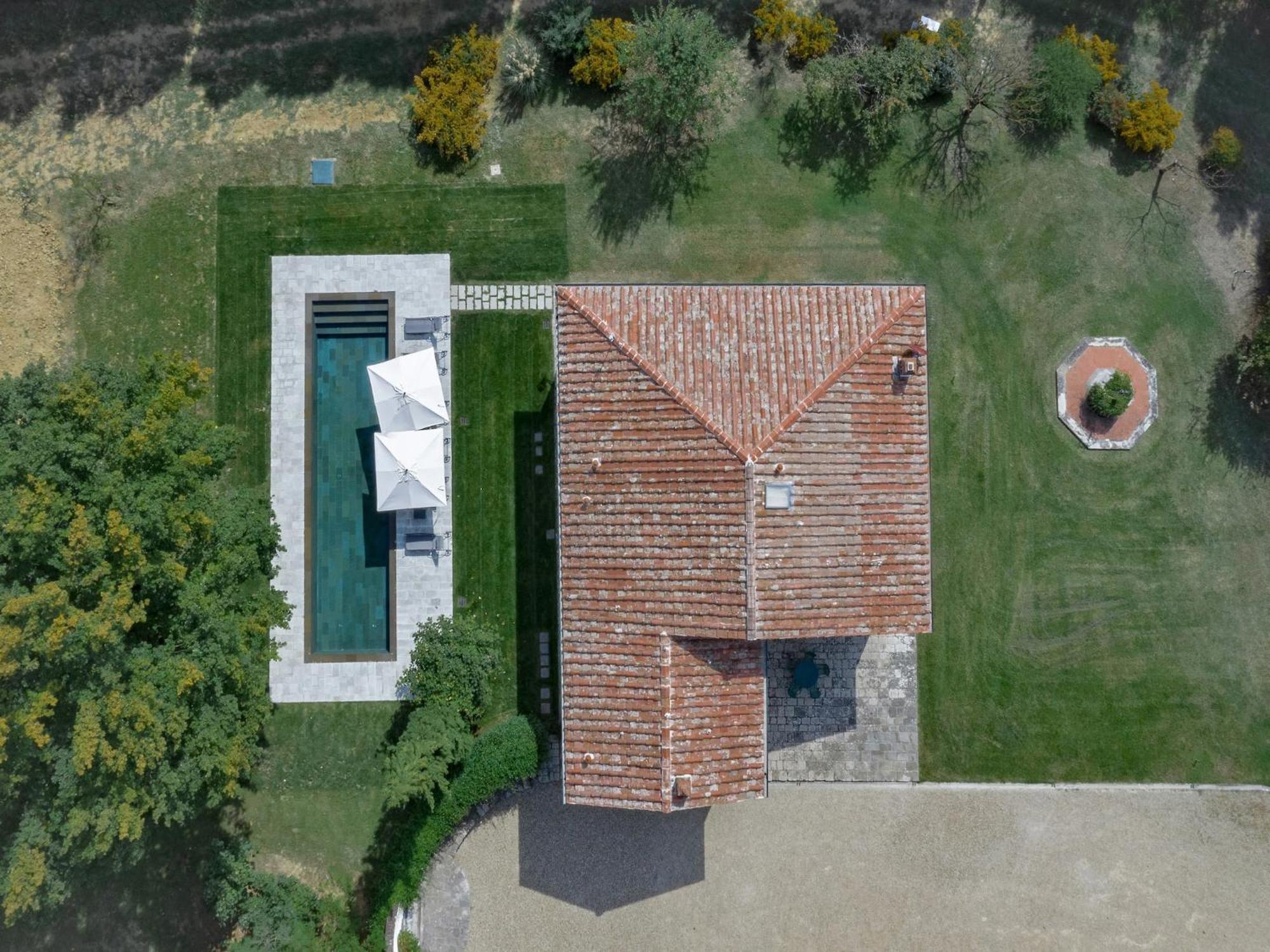Restful Holiday Home In Reggello With Swimming Pool Екстер'єр фото