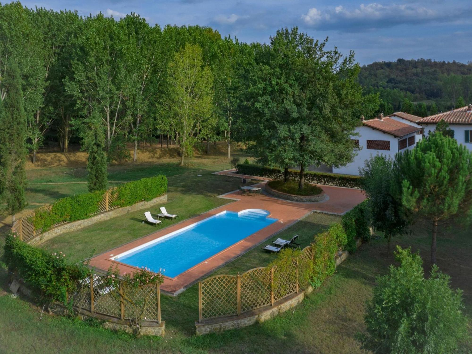 Restful Holiday Home In Reggello With Swimming Pool Екстер'єр фото