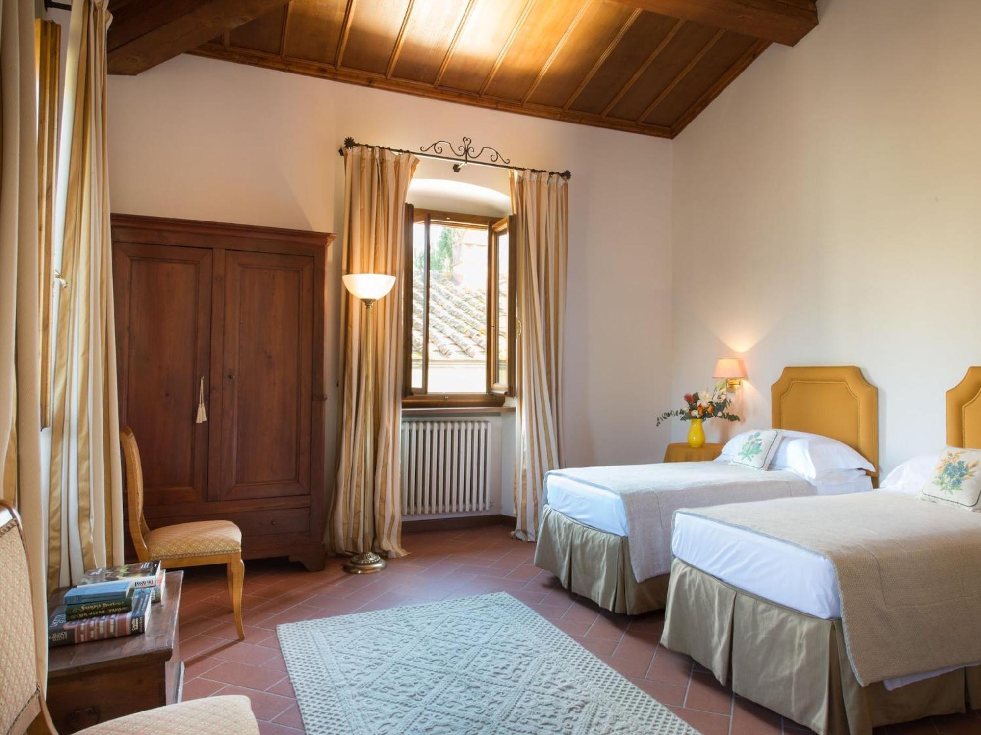 Restful Holiday Home In Reggello With Swimming Pool Екстер'єр фото
