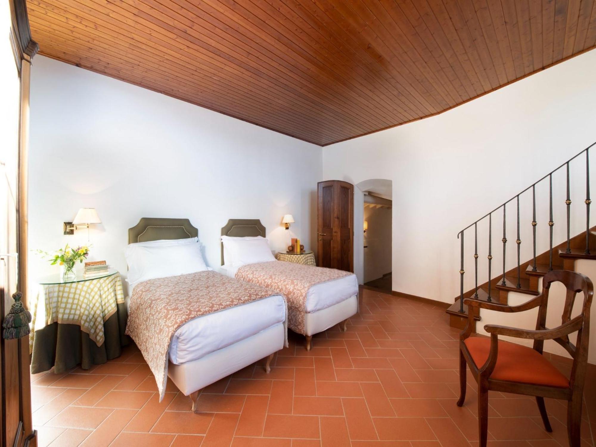 Restful Holiday Home In Reggello With Swimming Pool Екстер'єр фото