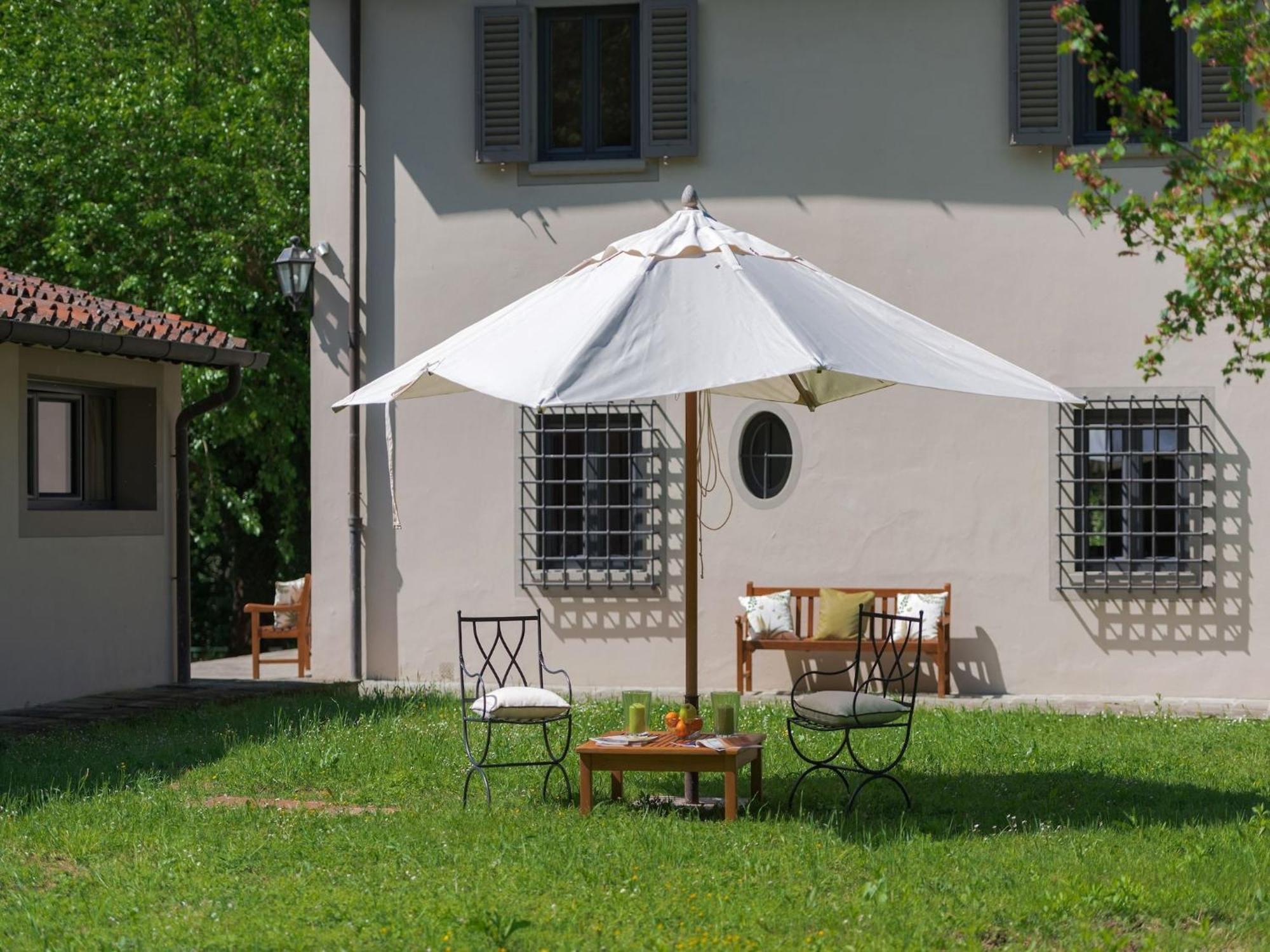 Restful Holiday Home In Reggello With Swimming Pool Екстер'єр фото