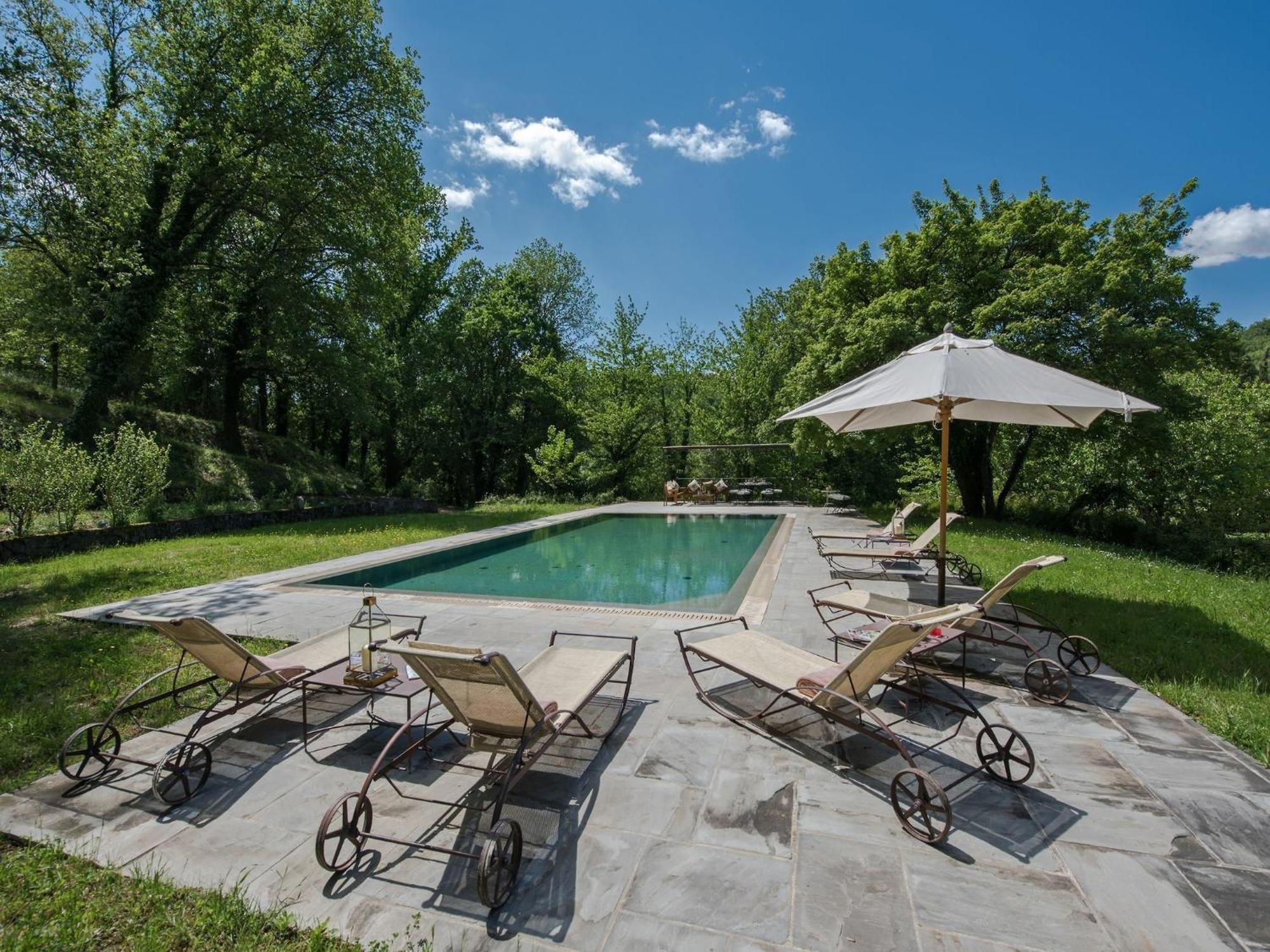 Restful Holiday Home In Reggello With Swimming Pool Екстер'єр фото